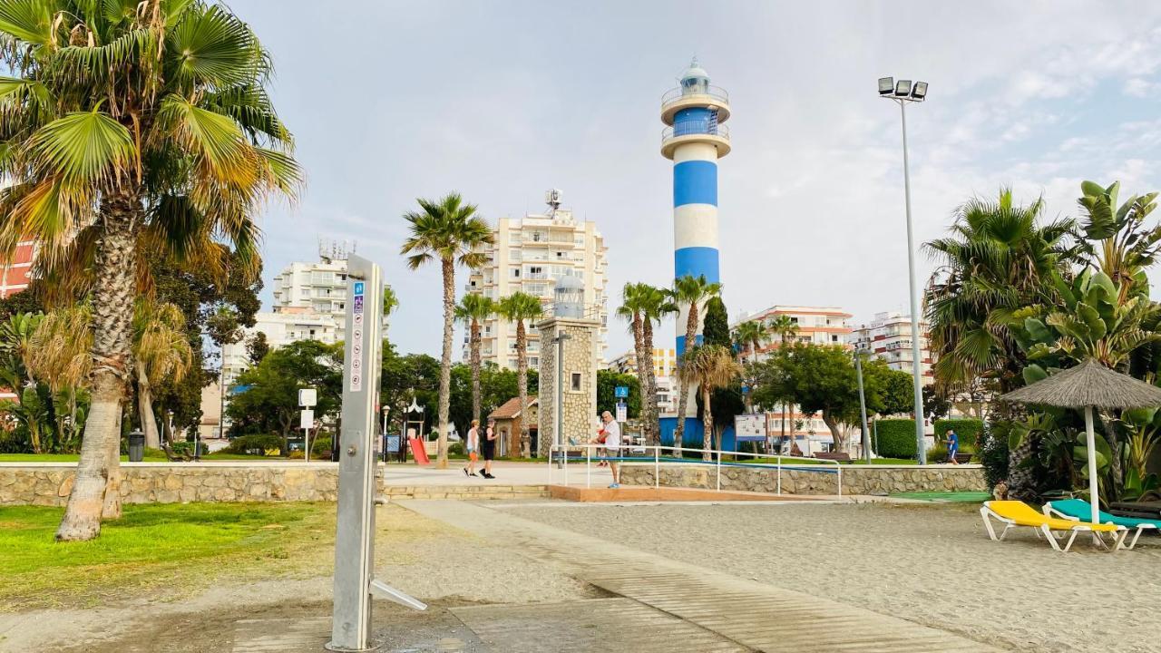 El Faro De Torre Del Mar Apartment Luaran gambar